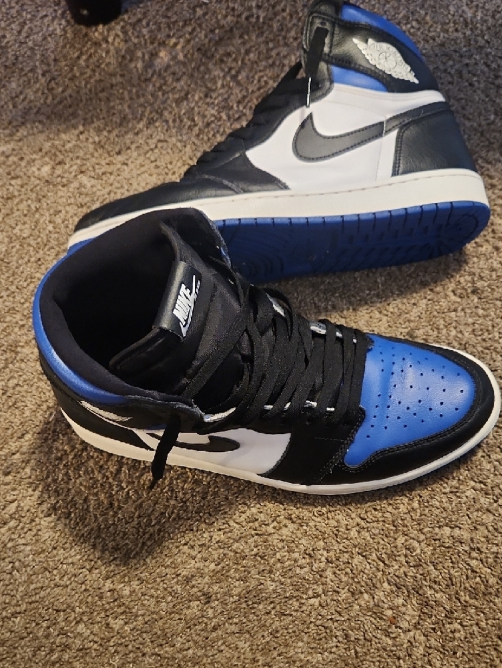 Jordan 1 High OG  Sz 12 Mens Sneakers Black White Blue - Picture 6 of 9